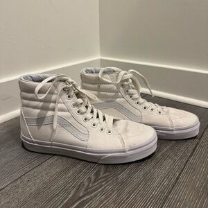 Women’s 6.5 White Vans Off The Wall Skateboard Sk8 High Top Canvas Shoes Sneaker